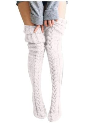 Thick-cable-knit-thigh-high-socks-white-3